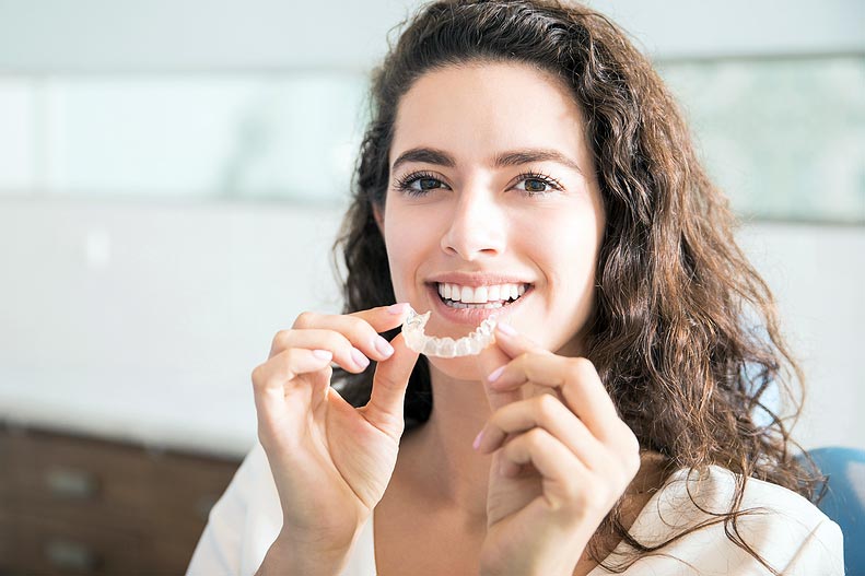 clear dental aligners